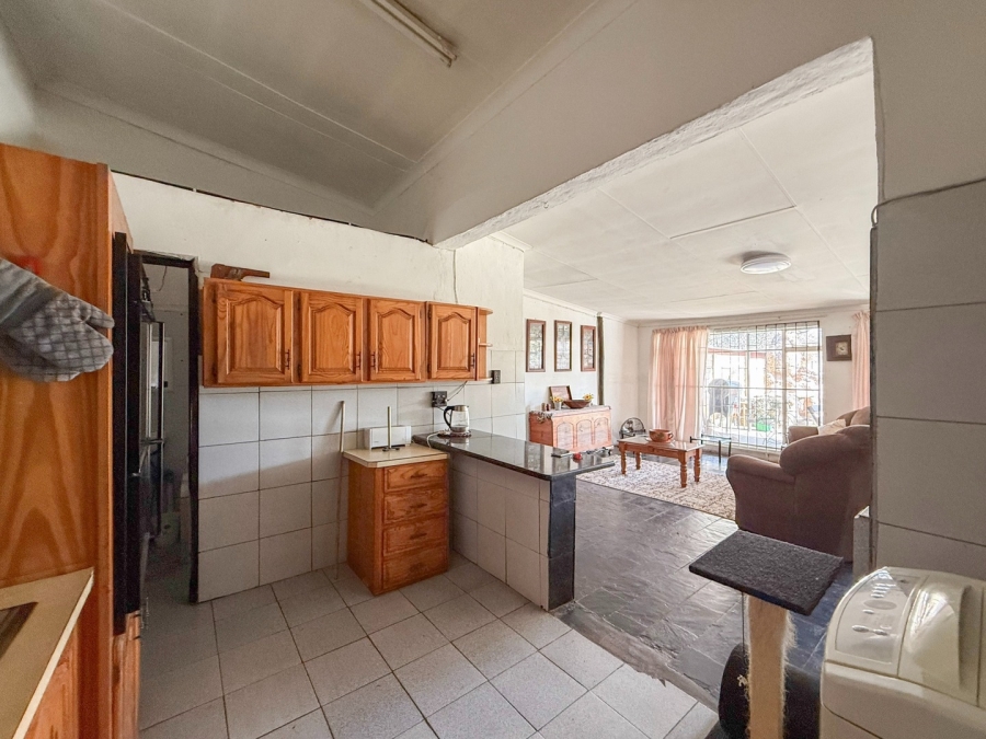 4 Bedroom Property for Sale in De Kroon A H North West